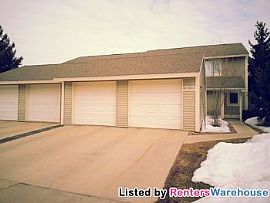 Quiet 2 Br. 1.5 Bath Townhome on Cul De in Rochester, MN