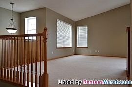 Spacious 2br/2ba Upper Level Th in Shako in Shakopee, MN (Photo 2 of 5)