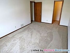 3 Br Eagan End Unit / New Flooring! / Wa in Eagan, MN (Photo 5 of 5)