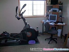 Beautiful 2bd/1.5ba Townhouse! in Corcoran, MN (Photo 4 of 5)