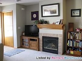 Very Nice 2bd/2ba Th in Lino Lakes! in Blaine, MN (Photo 2 of 5)