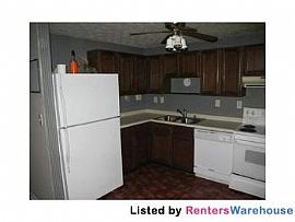 Cute Renovated Single Story in Great Loc in Marietta, GA (Photo 4 of 5)