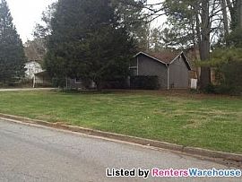 Newly Remodeled on a Corner Lot in Jonesboro, GA