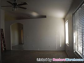 Great 3bd 2ba Home in Glendale! Immediat in Glendale, AZ (Photo 3 of 5)