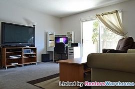 Spacious 3br/2.5ba Townhome in Eden Prai in Eden Prairie, MN (Photo 5 of 5)