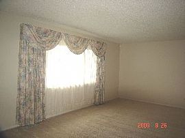 4 Bedroom Home - View!! in Aurora, CO (Photo 3 of 4)