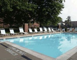 1 Bd/1 Bath Centrally Located Between Do in Carnegie, PA