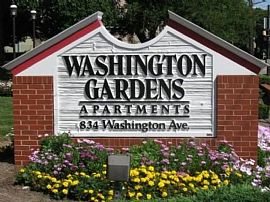 1 Bd/1 Bath Centrally Located Between Do in Carnegie, PA (Photo 2 of 4)