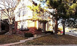 Close to Shopping, Light Rail and C.C Re in Aurora, CO