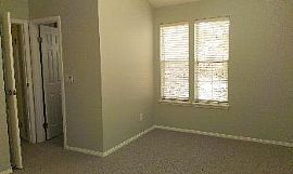 Close to Shopping, Light Rail and C.C Re in Aurora, CO (Photo 5 of 5)