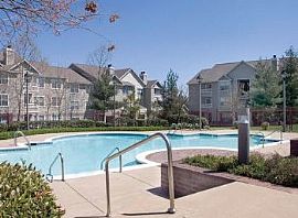 2 Bd/1 Bath 1bd Cold Weather Special--Ap in Ashburn, VA