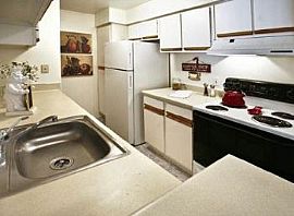 2 Bd/1 Bath 1bd Cold Weather Special--Ap in Ashburn, VA (Photo 2 of 5)