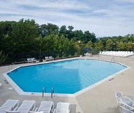 Covered Parking, Car Wash Area, Pet Frie in Owings Mills, MD (Photo 5 of 5)