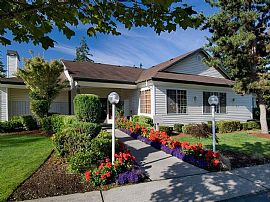 3 Bd/2 Bath Mins to Redmond Town Center in Adelaide, WA (Photo 2 of 5)