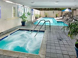 1 Bd/1 Bath 1 Bed Apt - Close to The 101 in North Hollywood, CA (Photo 5 of 5)