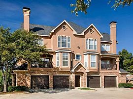 2 Bd/2 Bath 1 Bed Great Location and Gre in Irving, TX (Photo 5 of 5)