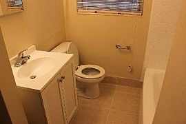 4614 Effingham Rd, 32208 - No App Fee! in Jacksonville, FL (Photo 5 of 5)