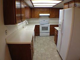 Remodeled Pier Point Townhome in Aurora, CO