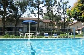 2 Bd/1 Bath Conveniently Located Near Sh in Cucamonga, CA (Photo 4 of 5)