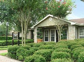 2 Bd/2 Bath Cimarron Parkway Offers One in Katy, TX (Photo 4 of 5)