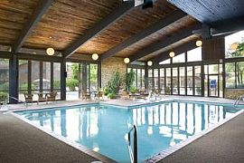 2 Bedroom Apartment at Kenilworth Apartm in Leawood, KS (Photo 2 of 3)