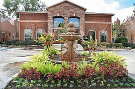 2 Bd/2 Bath You'Ve Discovered The Perfec in Houston, TX (Photo 5 of 5)