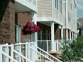 2 Bd/2 Bath Are You Looking For Comforta in Apple Valley, MN (Photo 2 of 5)