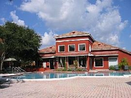 Affordable Tampa Apts with Custom Kitchens in Tampa, FL (Photo 2 of 4)