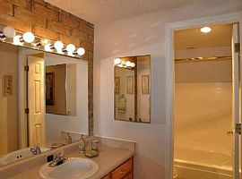 0 Bd/1 Bath Mountain and City Views! in Denver, CO (Photo 4 of 5)