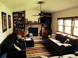 Beautiful 4br/4ba House in West Town of Madison in Madison, WI (Photo 4 of 11)