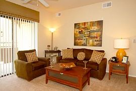 1 Bd/1 Bath Gourmet Kitchens! in Scottsdale, AZ (Photo 3 of 5)