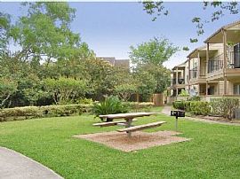 2 Bd/2 Bath Silverado Offers One and Two in Houston, TX (Photo 3 of 5)