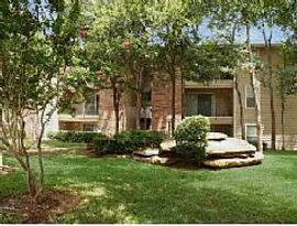 2 Bd/2 Bath Post Oak Place Offers One An in Euless, TX (Photo 2 of 5)
