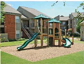 2 Bd/2 Bath Cypress Club Offers One And in Arlington, TX
