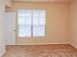 2 Bd/2 Bath The Retreat at Eldridge Is A in Houston, TX (Photo 3 of 5)