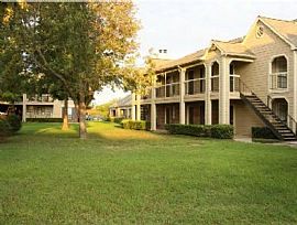 2 Bd/2 Bath The Arbors of Carrolton Offe in Carrollton, TX (Photo 3 of 5)