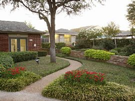 2 Bd/2 Bath The Gables of Mckinney Offer in Fairview, TX (Photo 4 of 5)