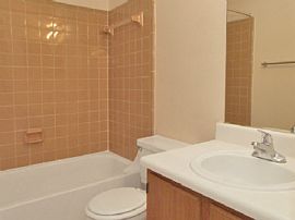 2 Bd/2 Bath Saratoga Apartments Offers O in Melbourne, FL (Photo 4 of 5)