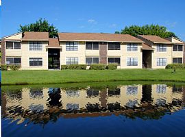 3 Bd/2 Bath Bentley Green Is Located Nea in Jacksonville, FL (Photo 4 of 5)