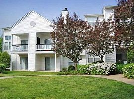 3 Bd/2 Bath The Verandahs Offers One, Tw in Gaithersburg, MD (Photo 2 of 5)