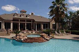 2 Bd/1 Bath Designer Interiors, Walk-In in Bammel, TX (Photo 4 of 5)