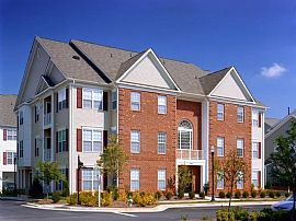 2 Bd/2 Bath Rent a Million-Dollar Lifest in Rockville, MD