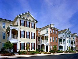 2 Bd/2 Bath Rent a Million-Dollar Lifest in Rockville, MD (Photo 2 of 5)