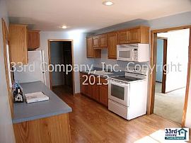 Single Family Rental Home in Saint Paul in Saint Paul, MN (Photo 5 of 5)