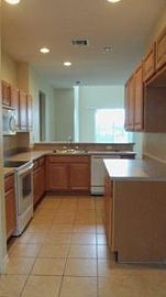 3/2.5 Townhome in St Cloud in Saint Cloud, FL (Photo 2 of 5)