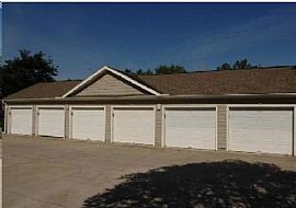 2 Bd/2 Bath Kenwood Club at The Park Off in Katy, TX (Photo 3 of 5)