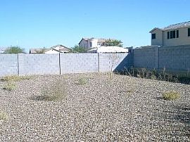 Single Family Rental Home in Phoenix in Phoenix, AZ (Photo 2 of 5)