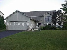 Single Family Rental Home in Woodbury in Saint Paul, MN