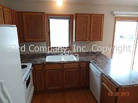 Single Family Rental Home in Woodbury in Saint Paul, MN (Photo 4 of 5)