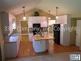 Single Family Rental Home in Eagan in Eagan, MN (Photo 4 of 5)